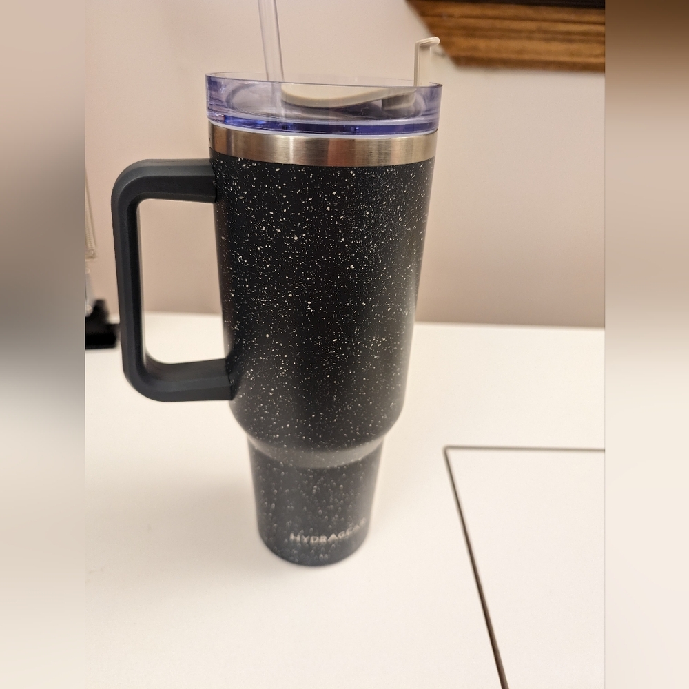 Hydragear Atlas 40 oz MEGA SIZE Speckled stainless steel tumbler w handle, straw - Picture 9 of 9
